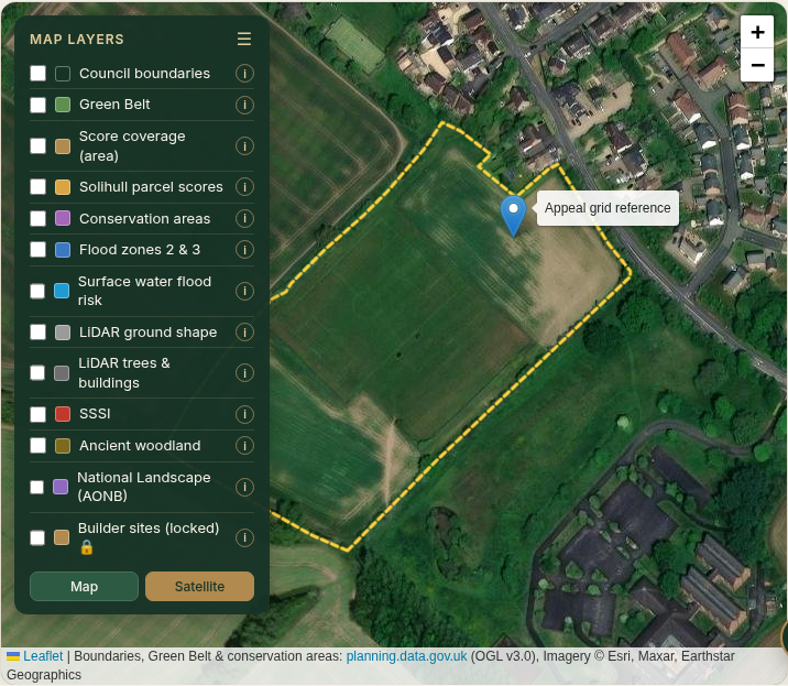 HM Land Registry title outline (via planning.data.gov.uk) on Esri satellite imagery, Ettington example
